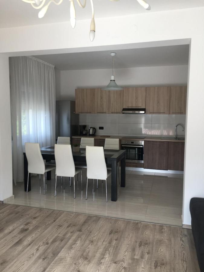 Apartman Noemi Rabac Eksteriør billede